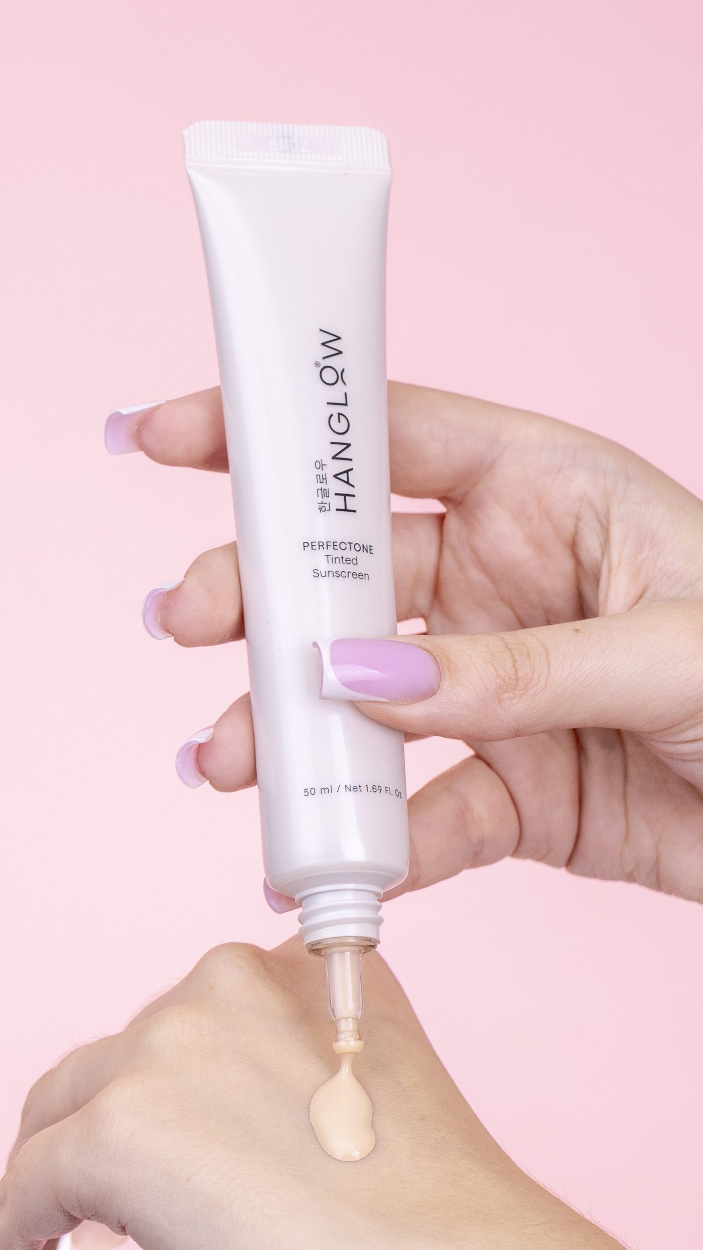 HanGlow - PerfecTone - Tinted Sunscreen SPF 50+ - Verschönernde Sonnenschutzcreme - 01