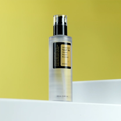 COSRX Feuchtigkeitsspendende Schneckenschleim Essenz - 100ml