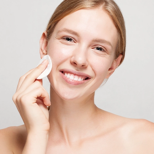 Reinigung trockener Haut - Sanftheit steht im Vordergrund