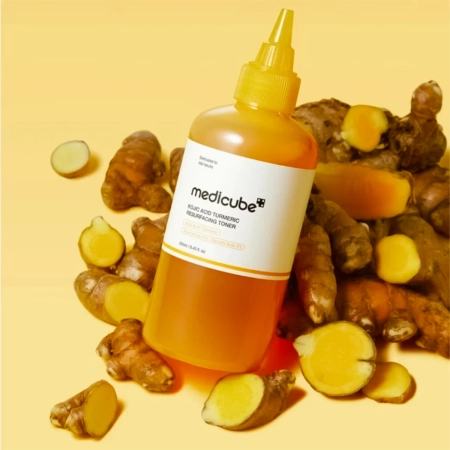 Medicube - Kojic Acid Turmeric Resurfacing Toner – Aufhellendes Gesichtswasser – 250ml