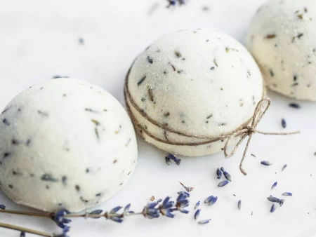 Ministerstwo Dobrego Mydła - Halbkugel zum Bad Lavendel - 50g