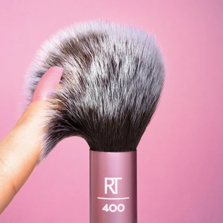 Real Techniques - Blush Brush - Multifunktionaler Rougepinsel - 1 Stück
