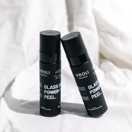 Veoli Botanica - Glass Skin Power Peel - Feuchtigkeitsspendendes und aufhellendes Gel-Peeling für das Gesicht - 30 ml