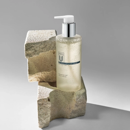 CUSKIN - CU Vitamin U Oil To Foam Cleanser - Hydrophiles Reinigungsöl für das Gesicht - 250 ml