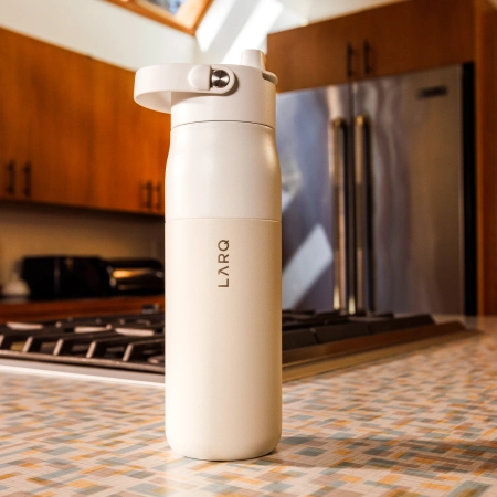 LARQ - Bottle PureVis 2 - Intelligente, selbstreinigende Filterflasche, UV-C Licht - Mojave Dune - 1L