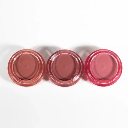 AOU - Floofy Matte Balm - Mattierender Lippenbalsam mit Farbe - 01 Coral Balm - 4,5 g