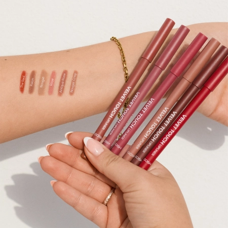 GOSH - Velvet Touch Lip Liner - 010 Summer Tan - Wasserfester Lippenkonturenstift - 1,2g