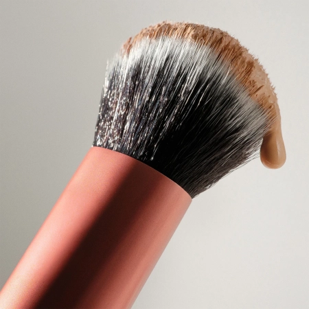 Real Techniques - Expert Face Brush - Pinsel zur Foundation-Applikation - 1 Stk.
