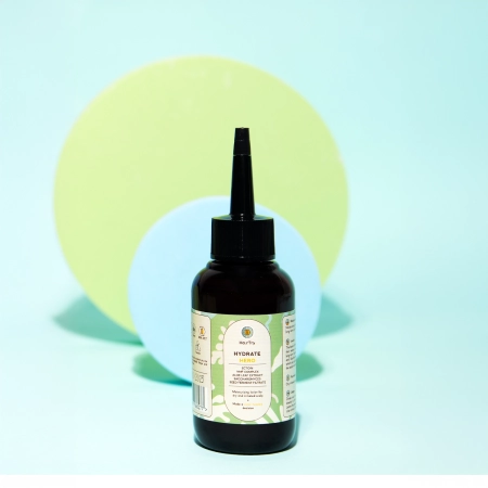 HairTry - Hydrate Hero - Feuchtigkeitsspendende und lindernde Kopfhauteinreibung mit NMF-Komplex und Ectoine - 100ml