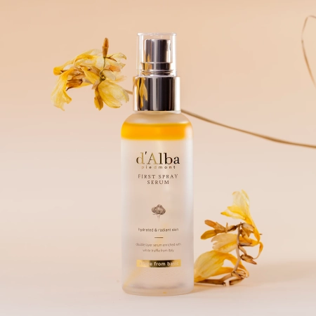 d'Alba - White Truffle First Spray Serum - Aufhellendes und feuchtigkeitsspendendes Gesichtsserum im Nebel - 100ml